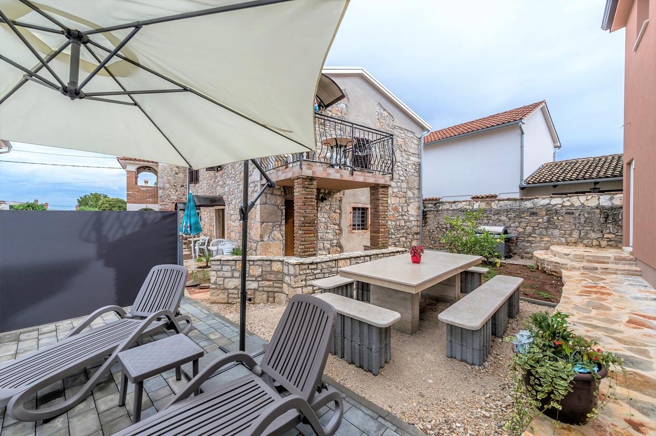 Villa Valtrazza Tar-Vabriga Luaran gambar